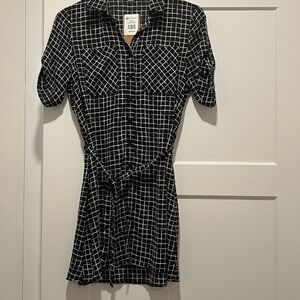 Bloomingdale's Black and White Notched Collar Sheath Dress